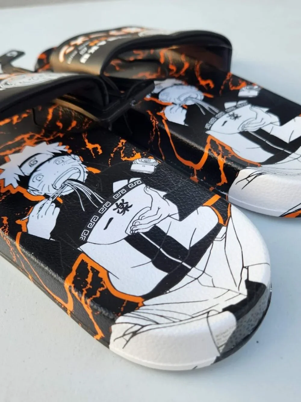 NEW Naruto Anime Ramen Men’s Size 7 Slippers Sandals Slides Shippuden Ichiraku R